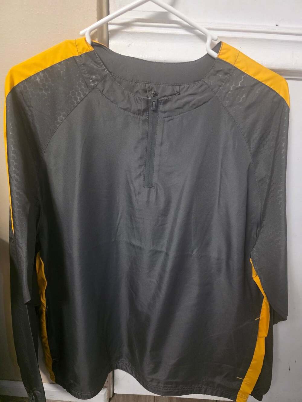 Holloway Bionic Windshirt Size M Gray Yellow 1/4 Zip Pullover